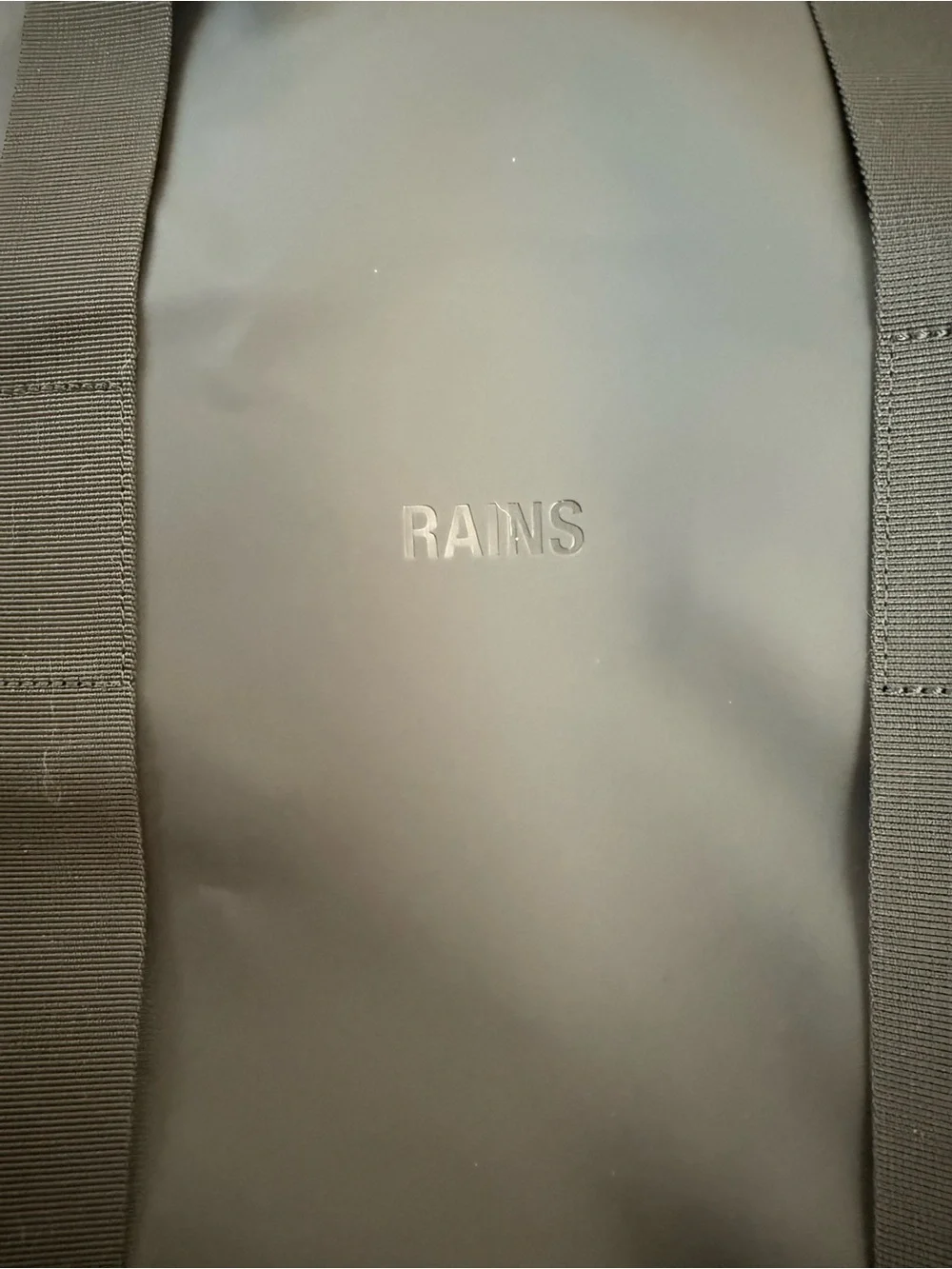 NWT RAINS Hilo Weekend Bag Black